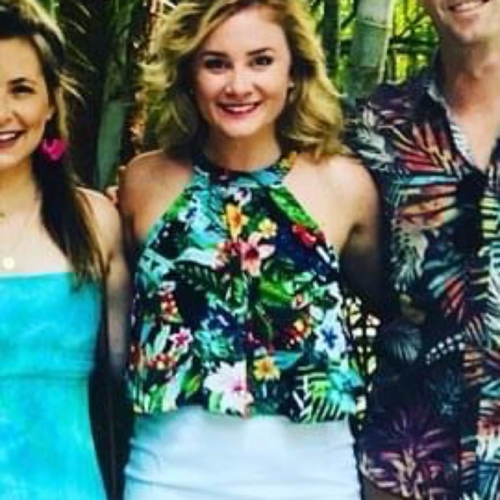 Floral Hawaiian print show me your mumu crop